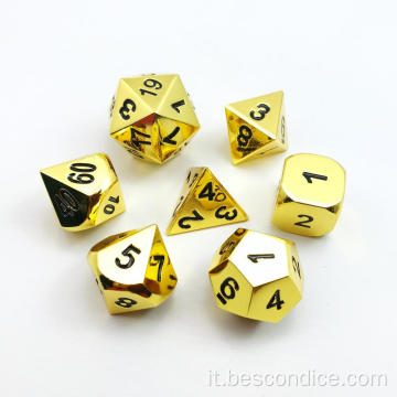 Set di dadi D&amp;D poliedrici in metallo solido dorato di 7, set di giochi di gioco di ruolo metallici in 4 colori assortiti
